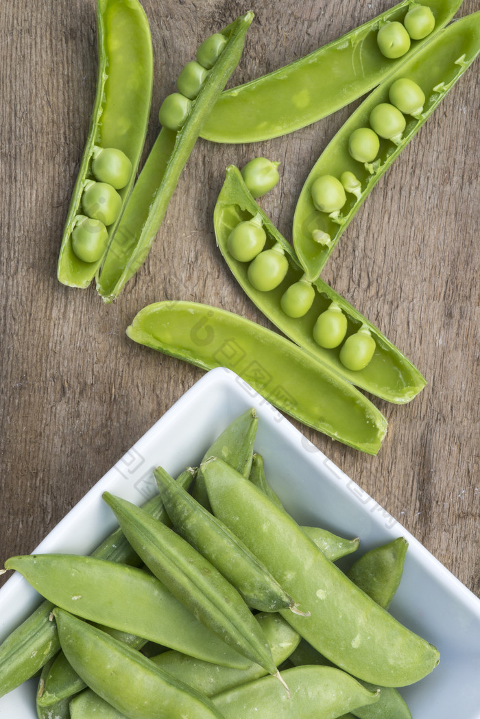 蔬菜食材青豆摄影图