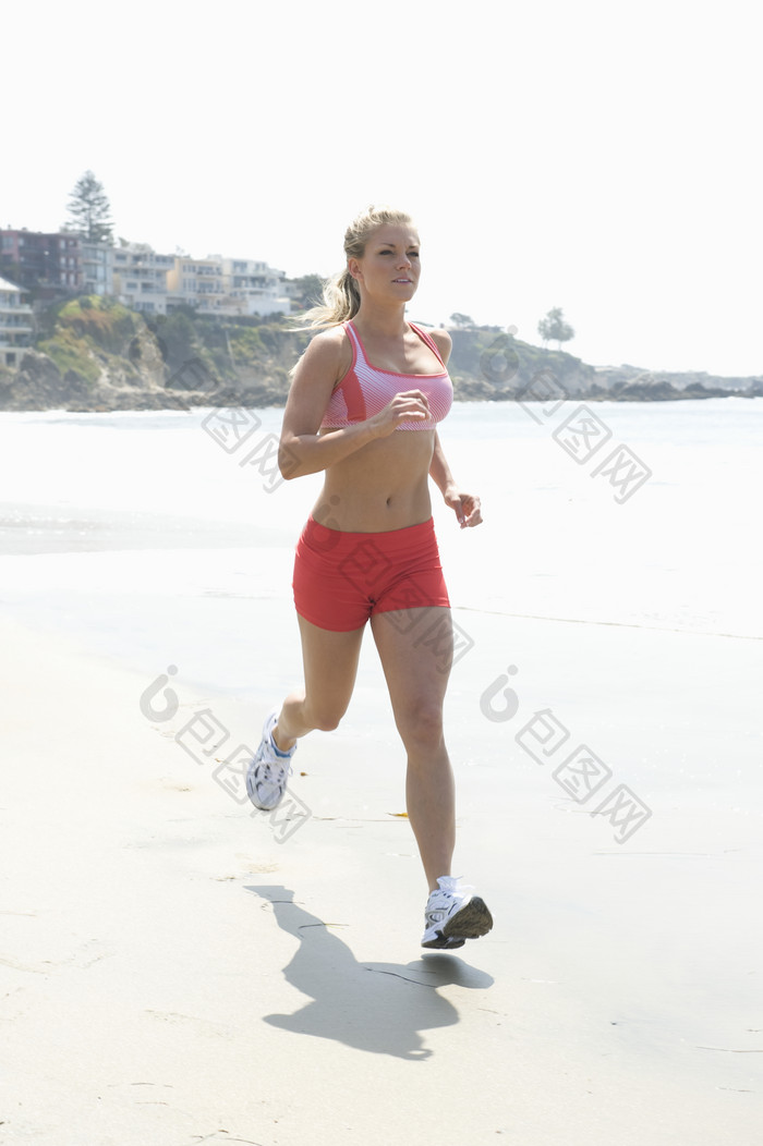 跑步运动的女人摄影图