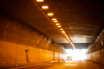 高速公路隧<strong>道图片</strong>