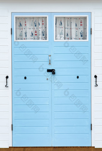 房屋<strong>蓝色</strong>门窗摄影图