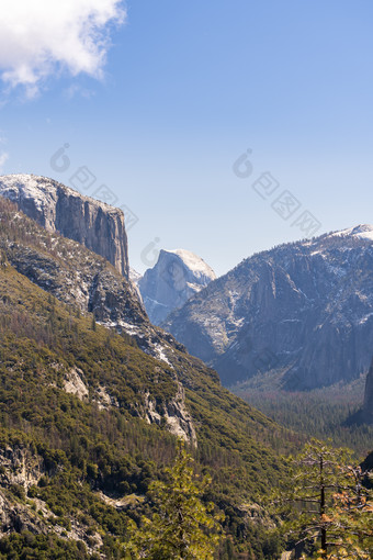 约塞米蒂高山风景摄影图