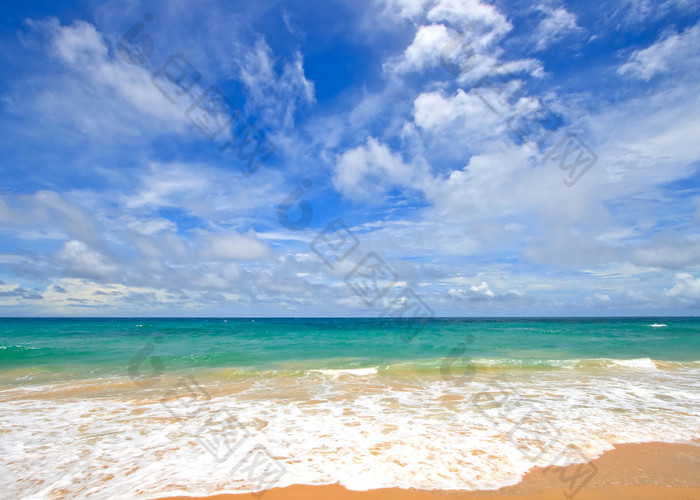 蓝色清新沙滩摄影图