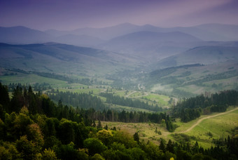 喀尔巴阡山脉景色摄影图