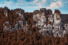 岩石山崖山峰摄影图