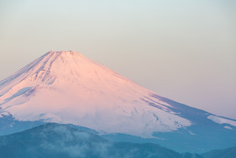 暗色简约富士山摄影图