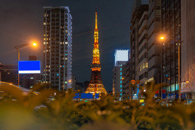 夜晚现代都市建筑