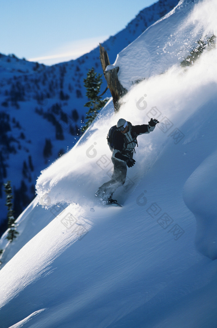滑雪冒险运动摄影图