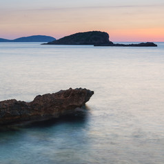 大自然海面岩石风景