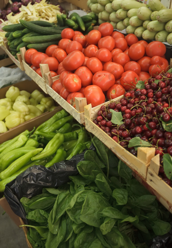 菜市场蔬菜摊摄影图