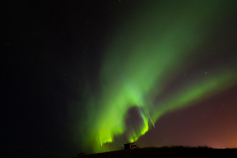 绿色北极光摄影图