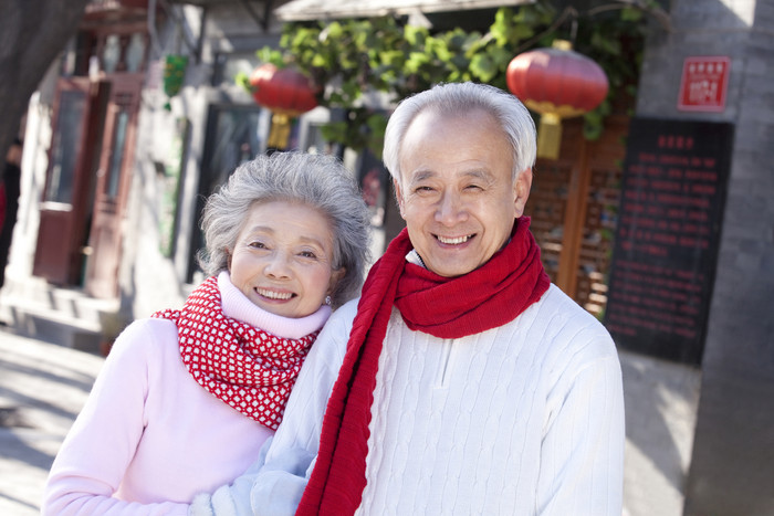 老年人夫妻摄影图