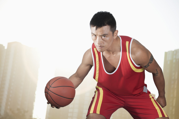 打篮球男人运动体育锻炼球衣投篮运动摄影