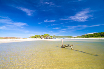 蓝天旅行蓝色<strong>海边沙滩</strong>沙子海浪大海夏天风景