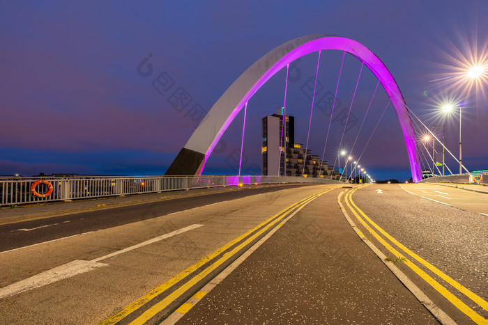 弧形桥建筑物摄影图