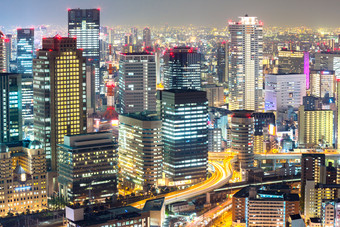 大阪城市楼房夜景