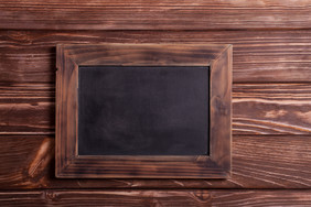 木框的黑板