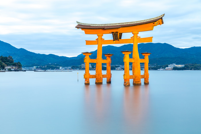 日本神社鸟居摄影图