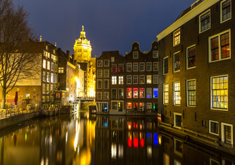夜晚阿姆斯特丹房屋建筑