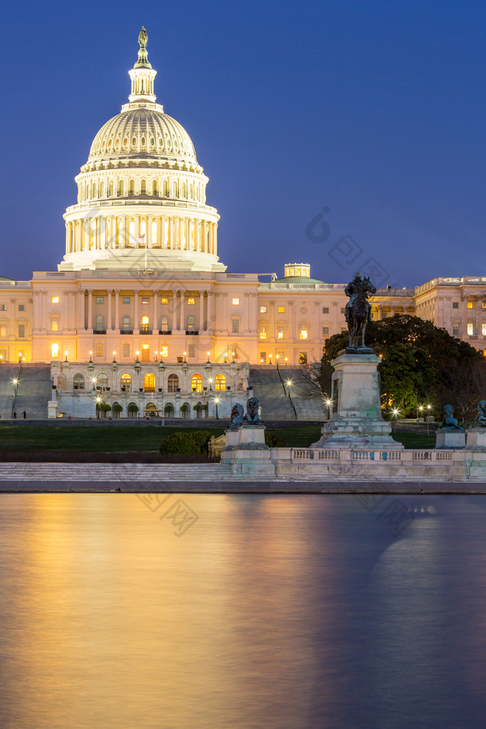 华盛顿国会大厦夜景
