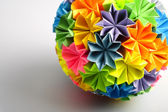 彩色圆球折纸纸花