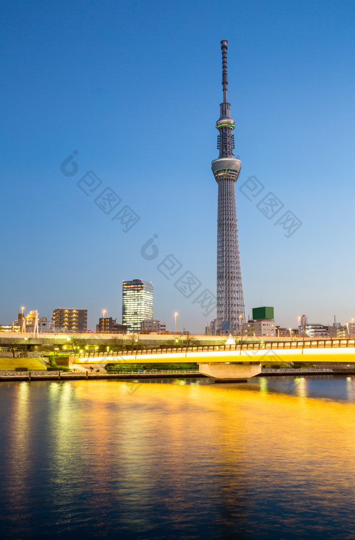 东京夜晚天空的美景