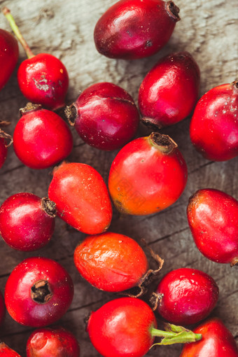 红色调天然水果摄影图