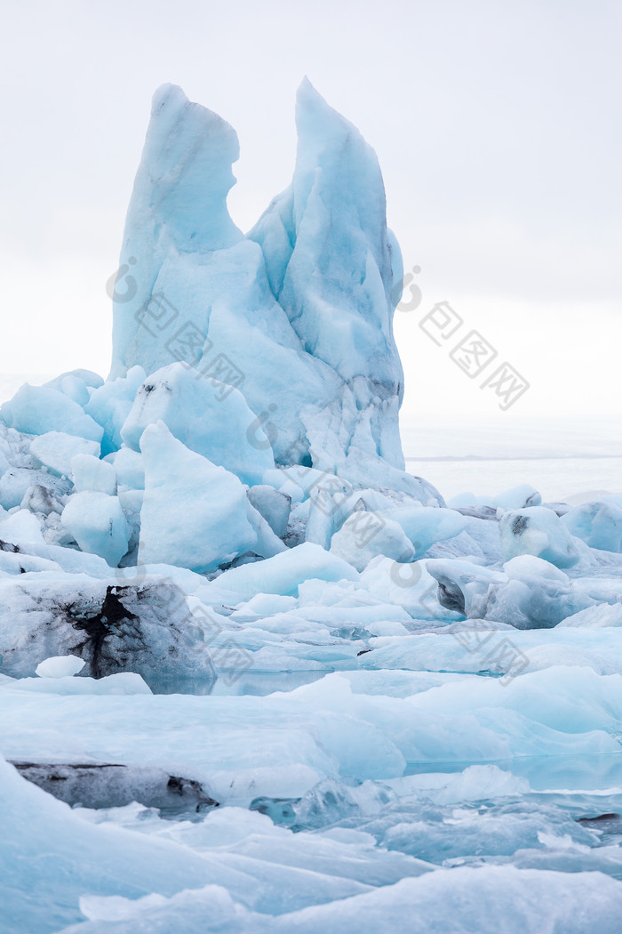 蓝色清新漂亮冰川摄影图
