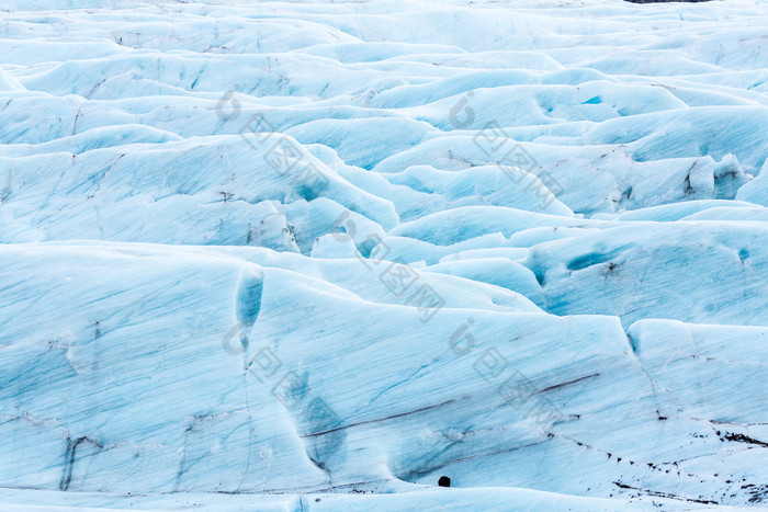 蓝色调冰川美景摄影图
