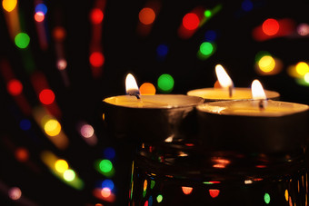 节日蜡烛装饰摄影图