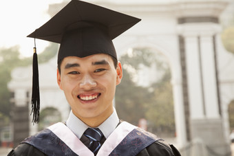 年轻的<strong>男人</strong>学生学校学士帽毕业微笑摄影<strong>图片</strong>