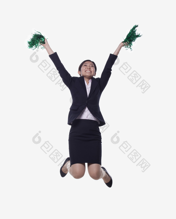 年轻的女孩跳起来欢快高兴庆祝商业摄影图