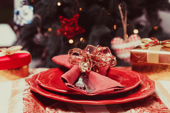 圣诞节红色餐具刀叉