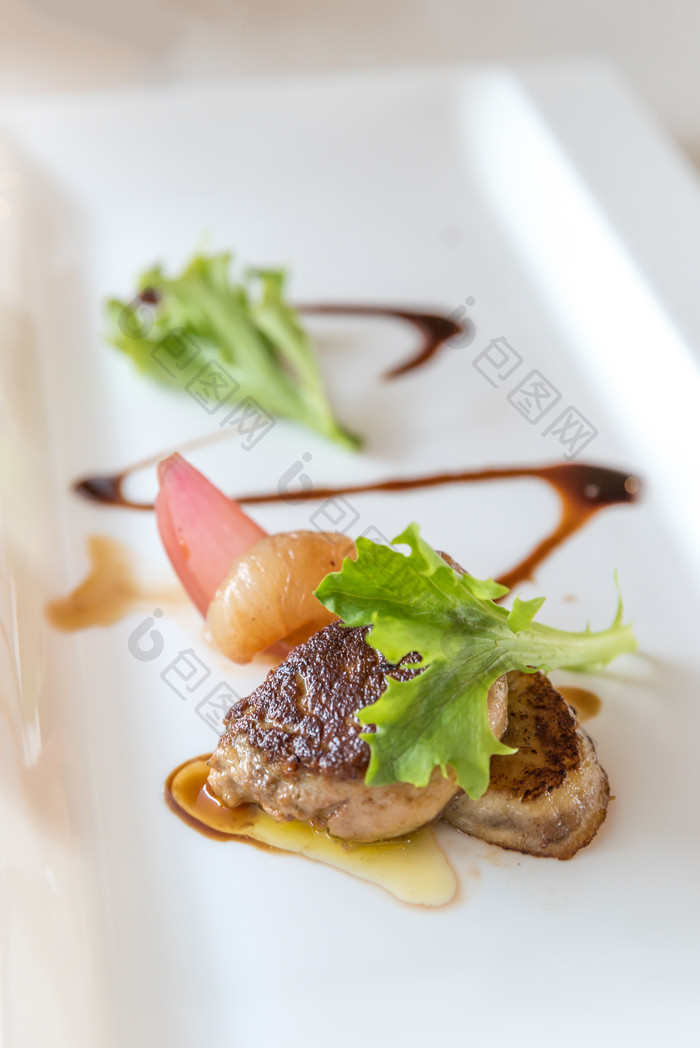 鹅肝牛排法式西餐美食料理食物摄影背景图