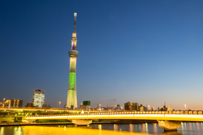 东京夜景建筑物摄影图