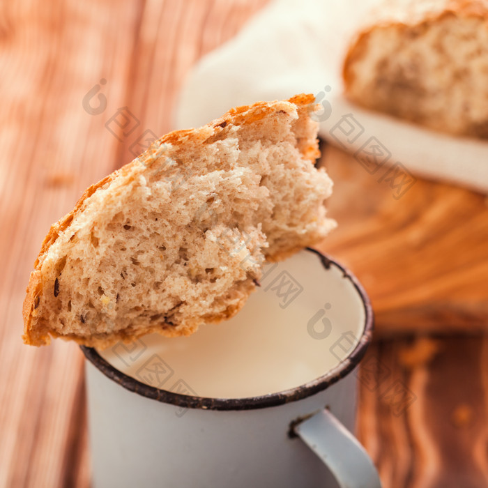 暖色荞麦面包摄影图