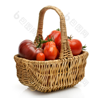 简约篮子中的番茄摄影图