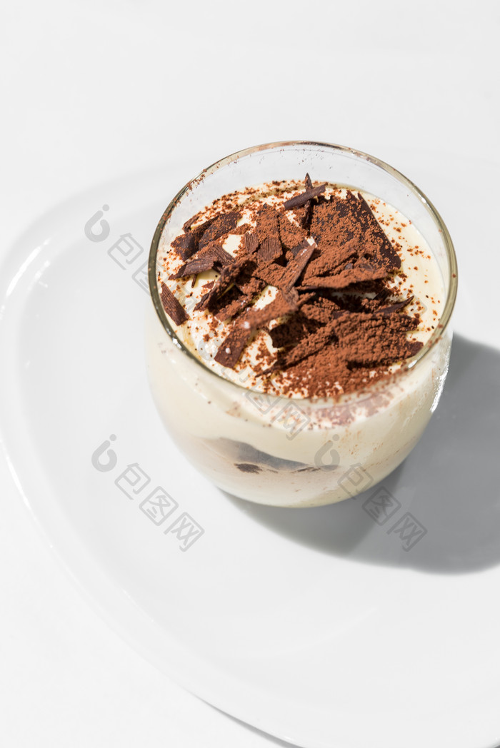 巧克力咖啡甜品摄影图