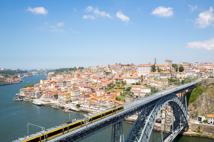 葡萄牙铁桥建筑物