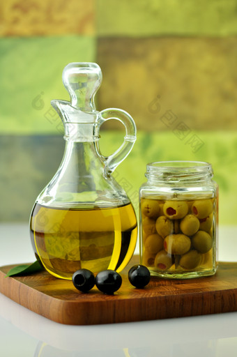 清新橄榄油摄影图