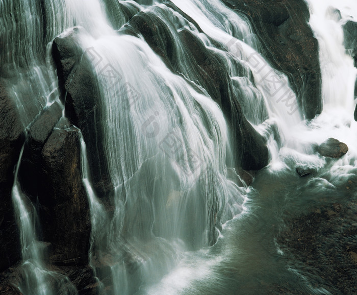 大自然瀑布河水摄影图