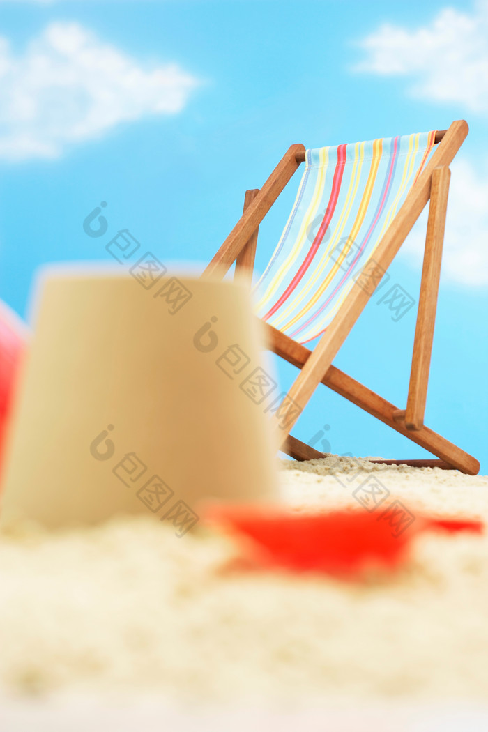 小清新夏天的沙滩摄影图