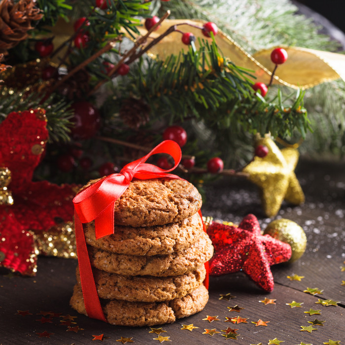 圣诞树下的桃酥饼干