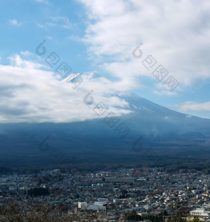 双重富士山峰摄影图