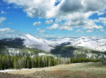 清新风<strong>雪山</strong>美景<strong>摄影图</strong>