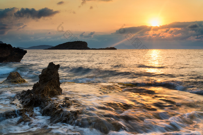 黄昏大海海洋石头