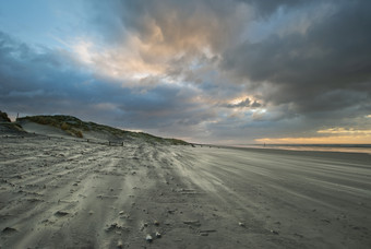 海边的沙滩沙子摄影图