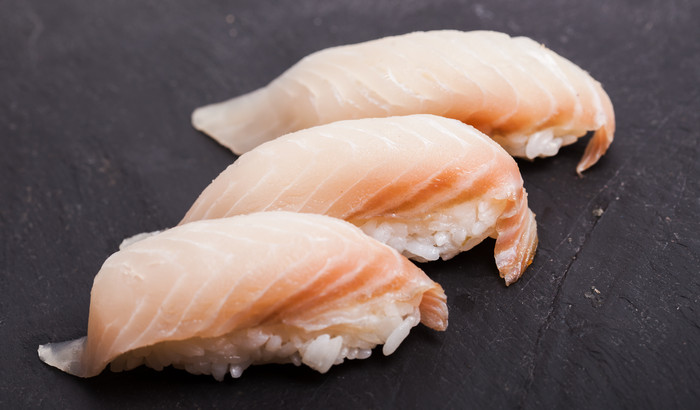 日本的三文鱼寿司