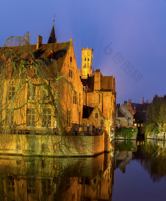 暗色调比利时小城摄影图