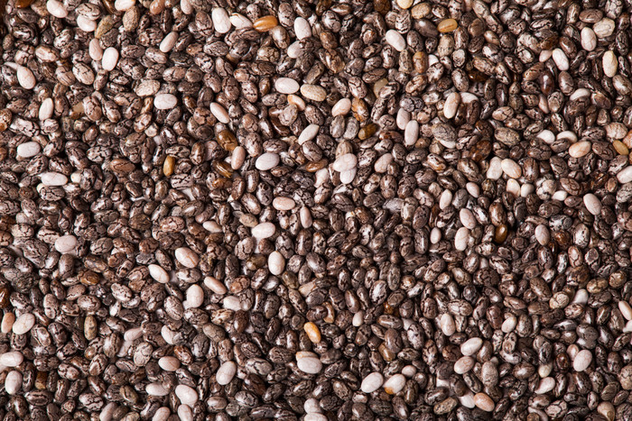 密集的棕黑色咖啡豆素材