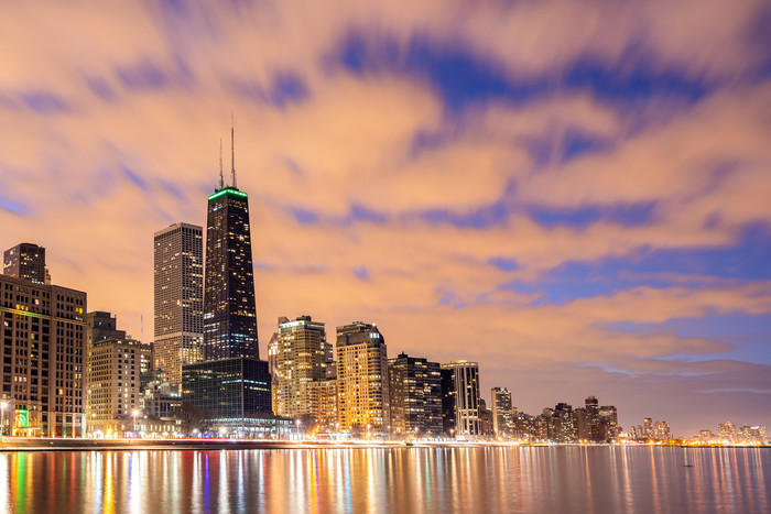 黄昏中芝加哥摄影图